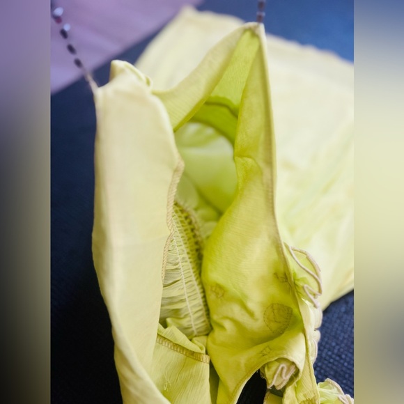 Sexy off shower with floral one shoulder and crystal string on the other. XS-S - Picture 10 of 11